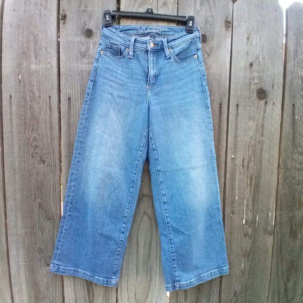 Universal Thread Jeans Women 00/24 Blue Highest Rise Wide Legs Crop Zip Button